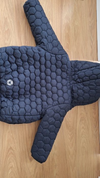 Ciepła kurtka zimowa 86 cm chłopięca 5 10 15