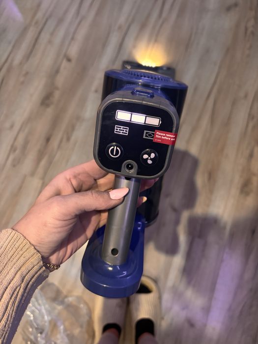 Nowy odkurzcz bezprzewodowy, turboszczotka, podswietlanie , na prezent