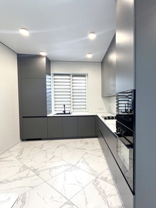 Будинок в затишному районі Бучі . Лісова частина