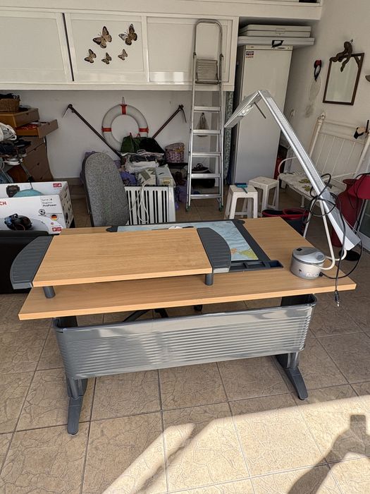 Secretaria de escritorio como nova + cadeira+ candeeiro