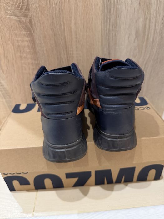 Продам ботинки Ecco