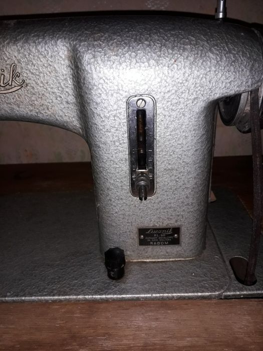 Швейная машина Lucznik Лучник Польша ремонт пошив одежды