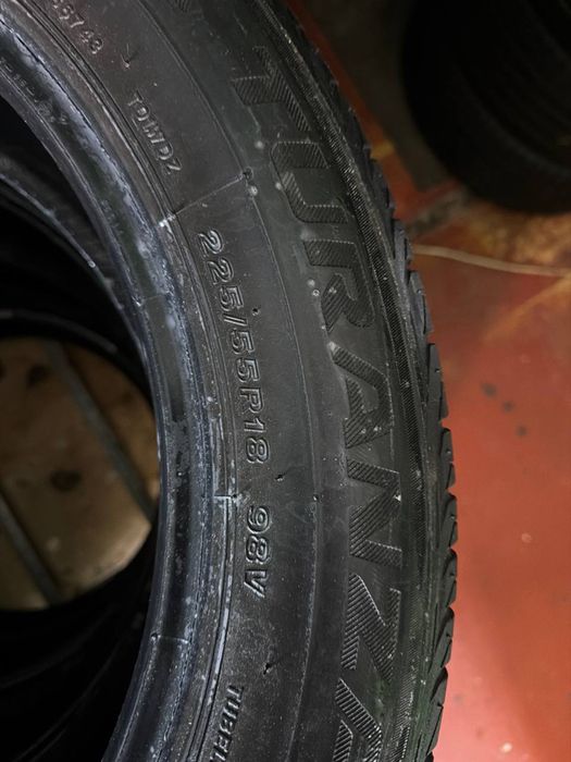 225.55.R18- Bridgestone