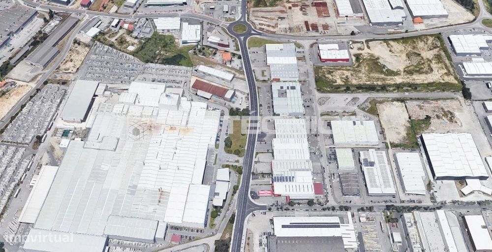 Escritórios c/ garagem – Z. I. Taboeira