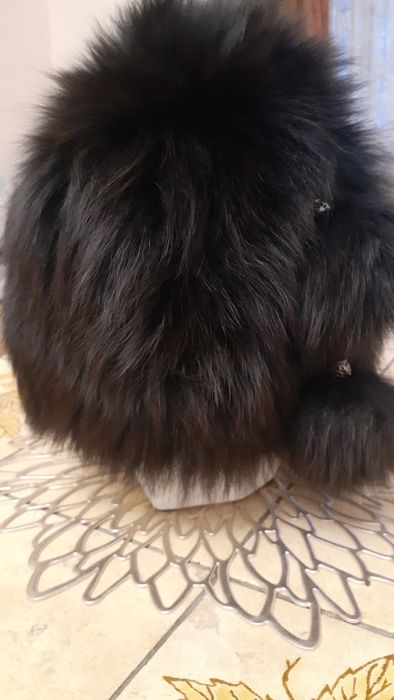 Шапка хутрова ( песець) в дуже гарному стані