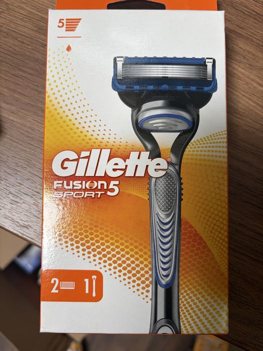 Gillette fusion 5  sport- ручка +6 картриджів