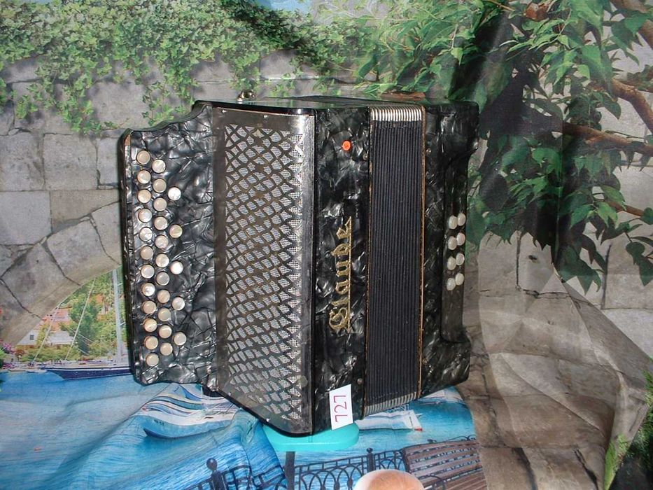Concertina Avenda R, .727