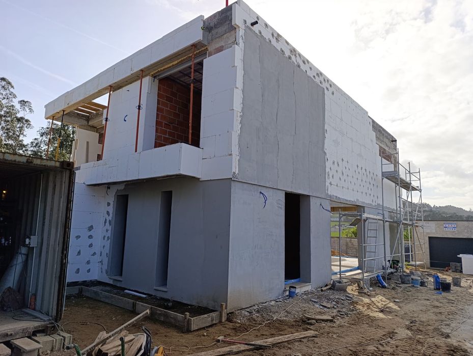 Capoto, Remodelações e Pintura – Orçamento Grátis