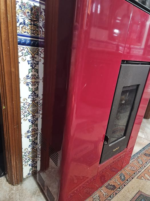 Salamandra a pellets freepoint atrium