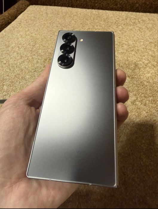 Samsung galaxy z fold 6 / 512