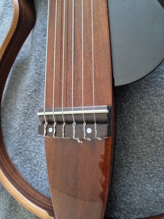 Guitarra Yamaha Silent SLG-200NW  (Em perfeito estado)