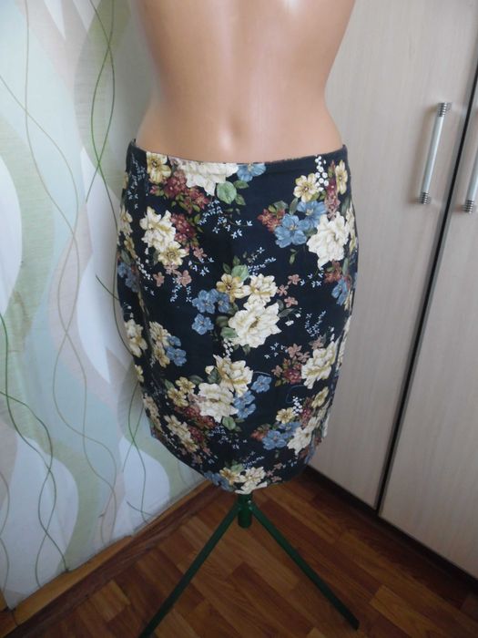 spodnica poliester s reserved