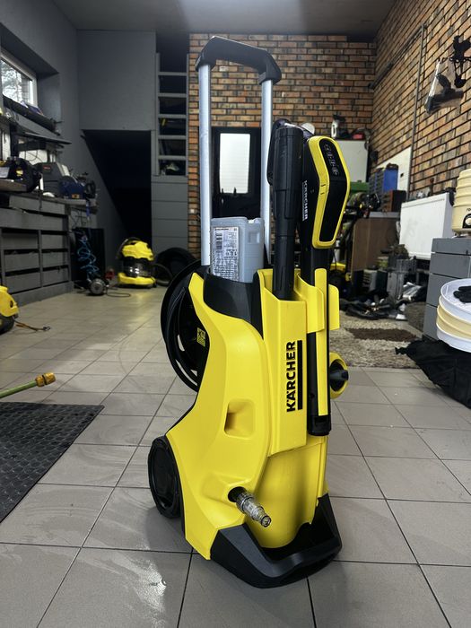 Karcher k5full. Керхер. Мойка