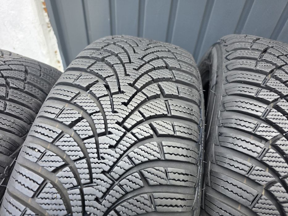 Opony Zima Goodyear 205/55/16 Komplet Ładne