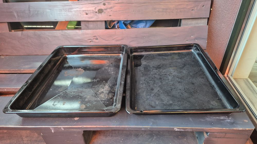 2 blachy do piekarnika używane
