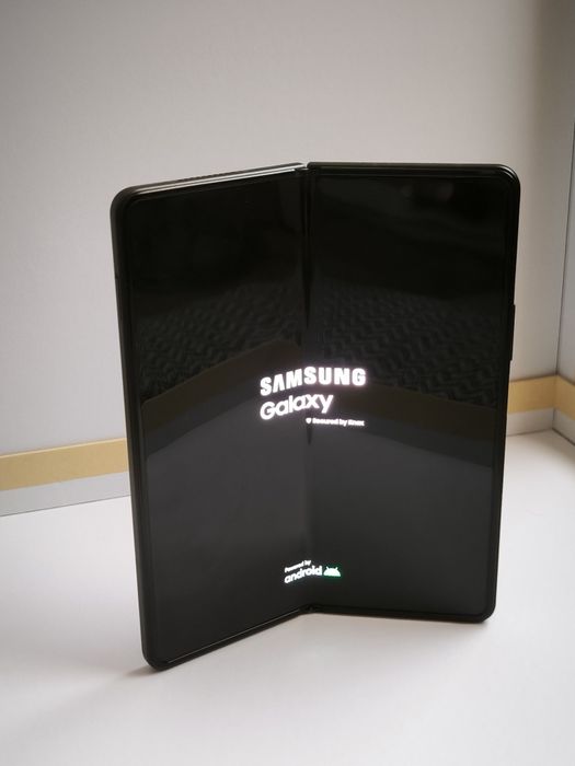 Samsung Galaxy Z Fold3 5G