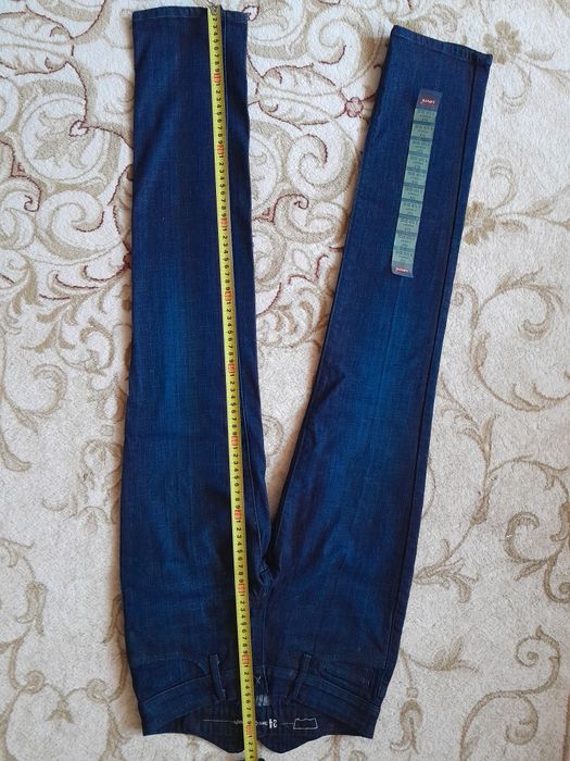 Джинсы новые Levi's подростковые