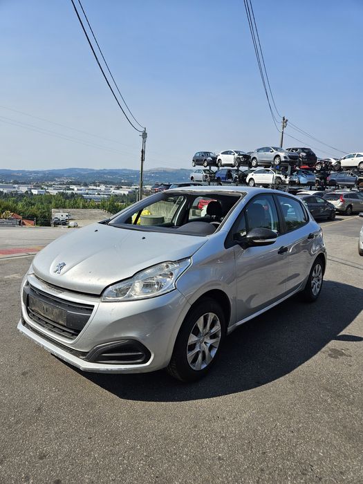 Peugeot 208 1.2 VTi de 2017 para peças