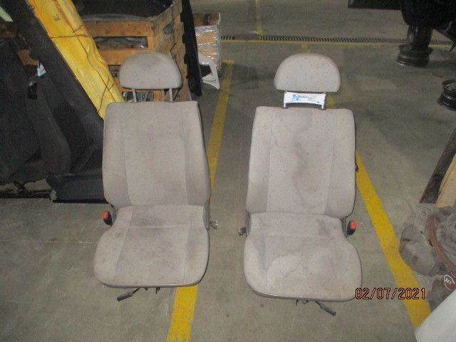 Conjunto de bancos VOLKSWAGEN Caddy II (9K)