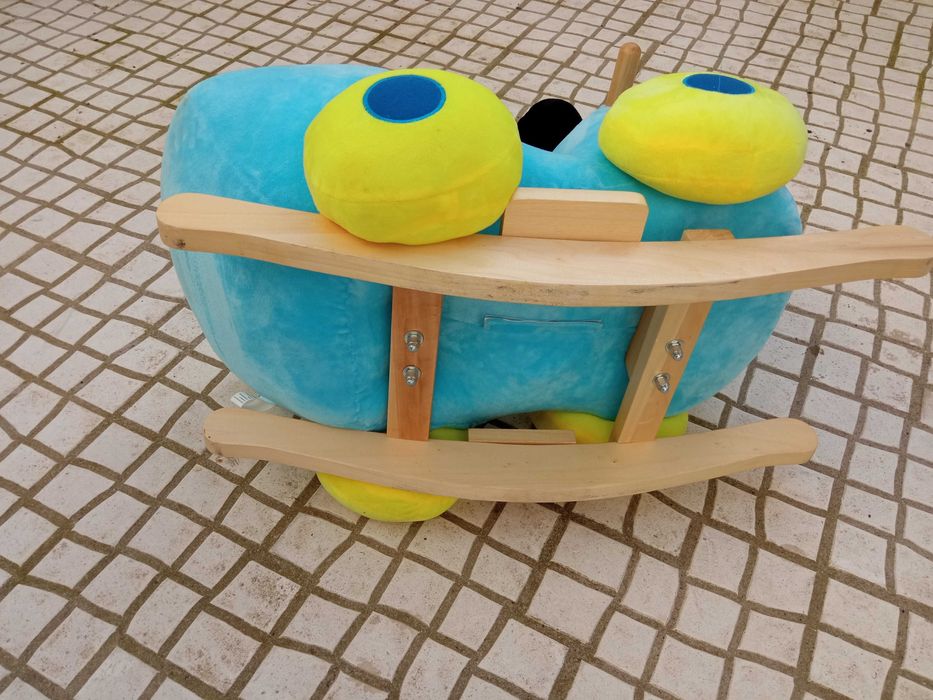 Carro baloiço de peluche como Novo