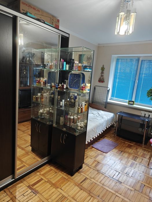 Продам 2-комнатную квартиру