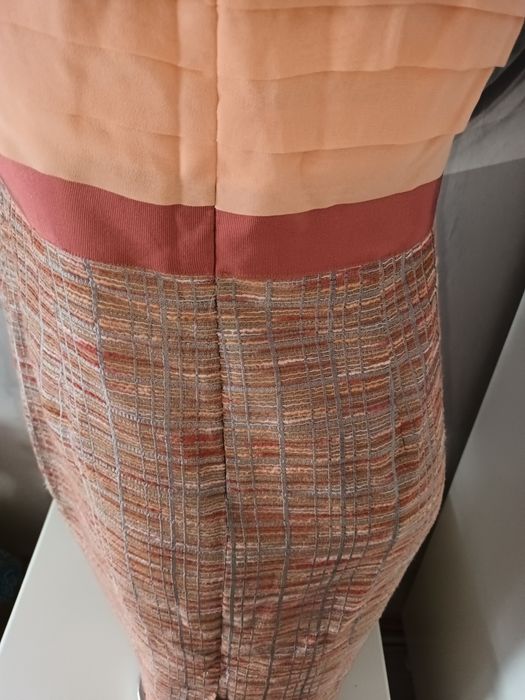 Elegancka sukienka Anne Klein.