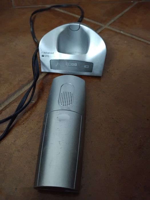 Telefone móvel de rede fixa PT Advanced