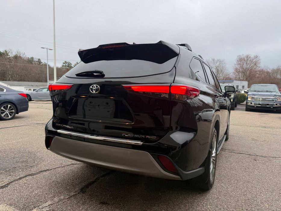 Toyota Highlander Platinum      2022
