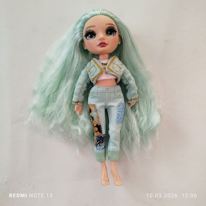 Rainbow High Daphne mietowa