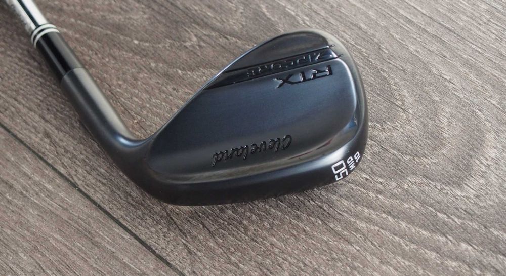 Kij do golfa Cleveland rtx black zipcore tour satin wedge rh 50 stopni