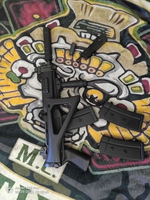Airsoft JG082 SIG-552 COMMANDO