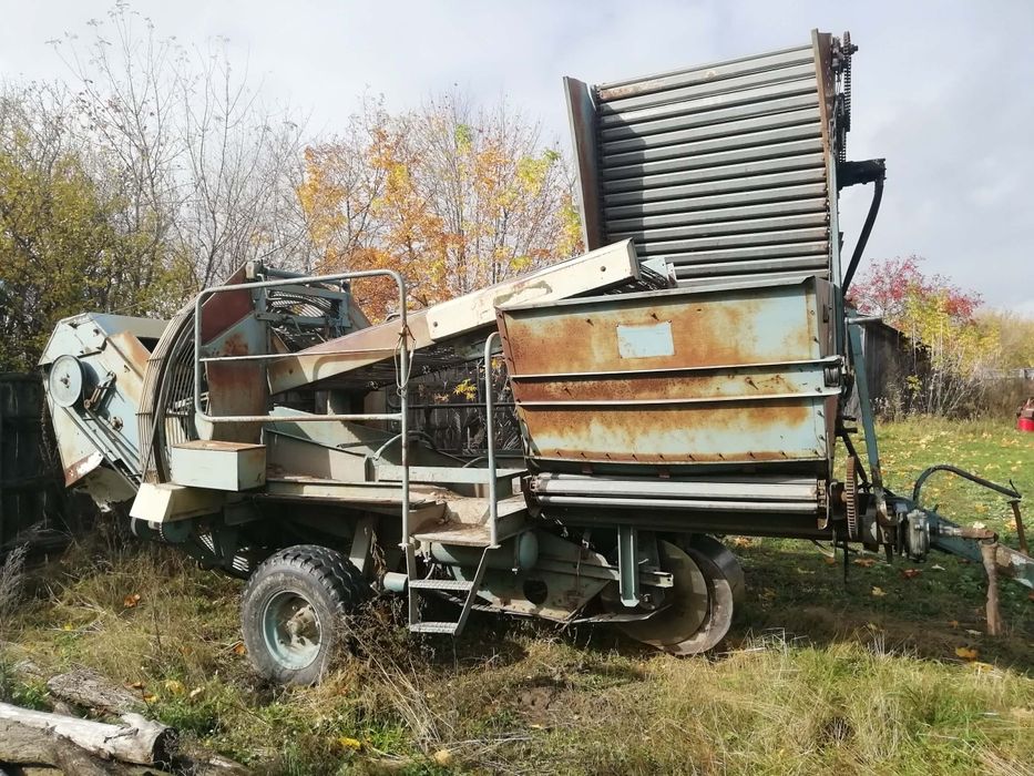 Картопляний комбайн Анна