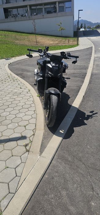 Yamaha MT-09 2024 | 7.900 km | Akrapovič |