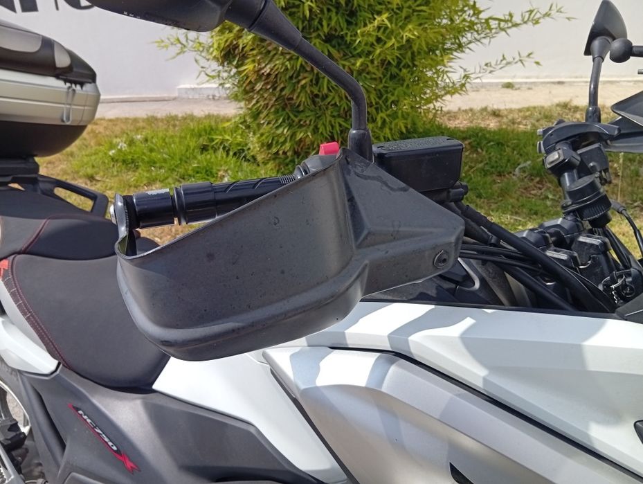 Honda NC 750x DCT 2016- Muitos extras - 5000€