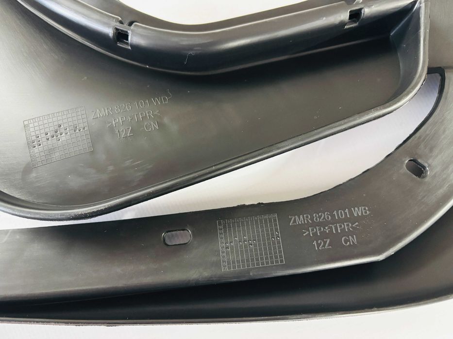 Skoda Octavia A5 Бризговики Брызговики оригінал ZMR 826 101 WB