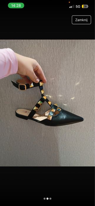 Eleganckie baleriny z ćwiekami