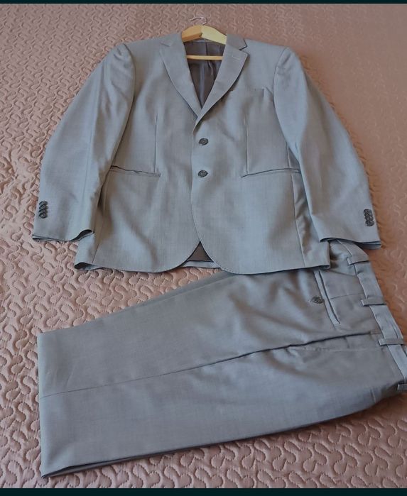 Vários Fatos de Homem