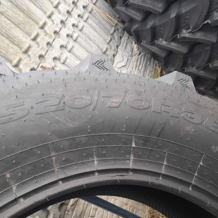 Opona 520/70R38 150A8/B TL Earth-Pro 700 R1-W GALAXY