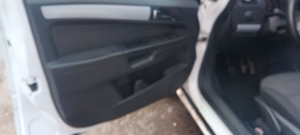 Продам Опель зафіра б 1.9 DTL