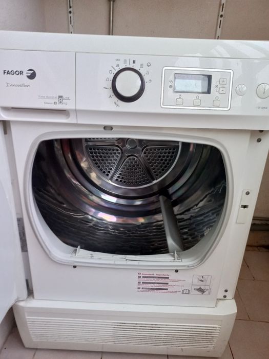 Máquina de secar roupa Fagor - 8kg classe B