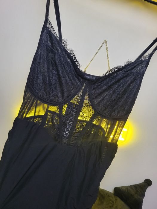 Nowa sukienka  czarna Bohomam z metką – krótka / dopasowana / bodycon