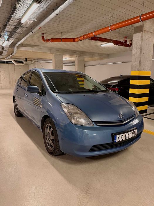 PRIUS NHW20 / LPG / 2006 r. / OC do 02.2027 / BT do 08.2027