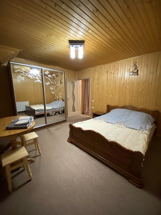 Комфортний відпочинок в Карпатах