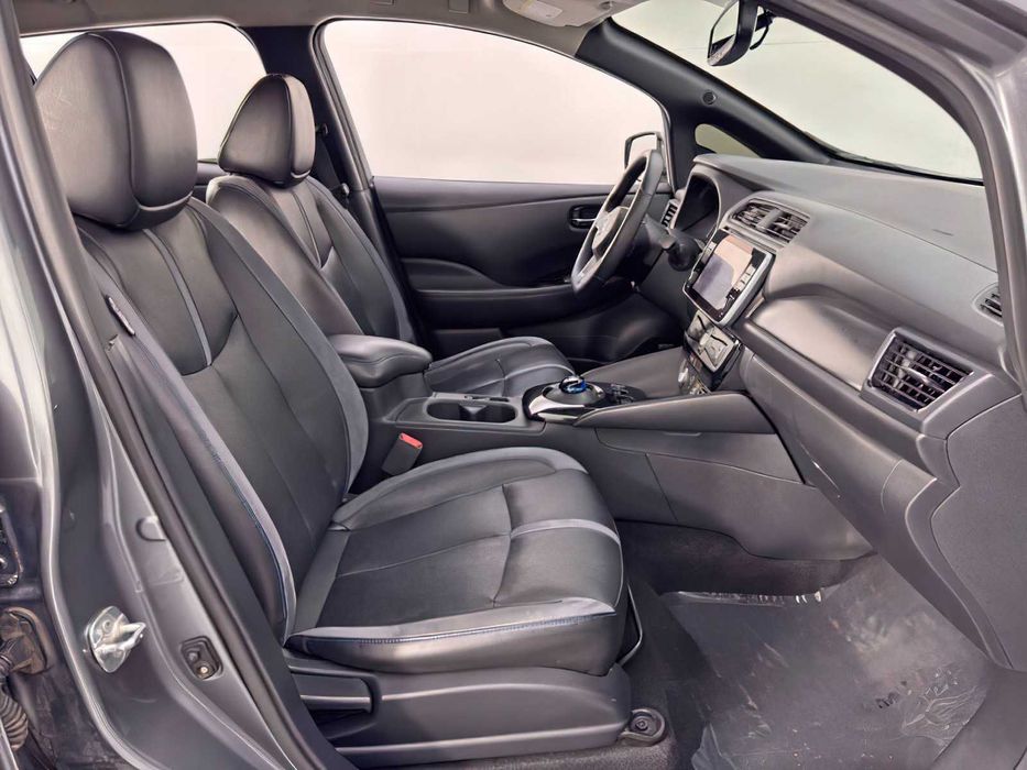 Nissan LEAF SL PLUS      2019