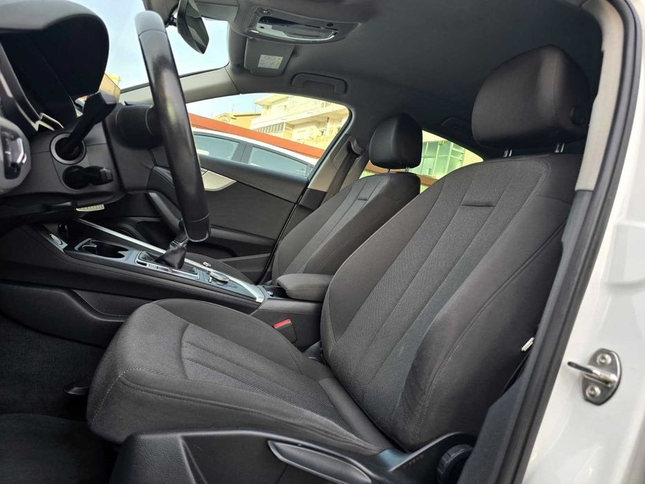 AUDI A4 LIMOUSINE B9 S LINE 2.0TDI 150CV “LOOK RS4”