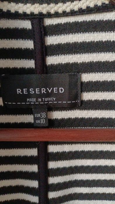 Długa kamizelka Reserved