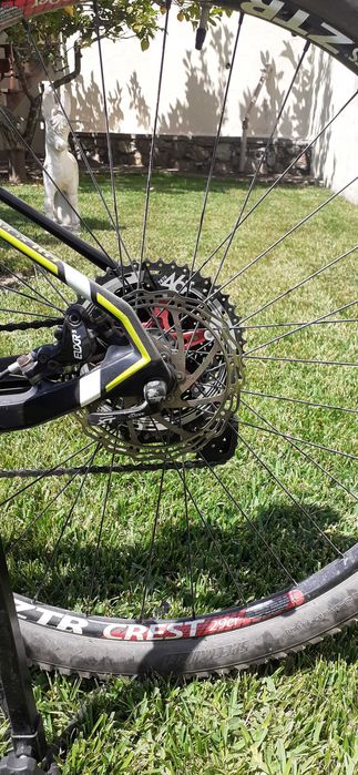 Bicicleta Bergamont Revox ltd 29 Carbono