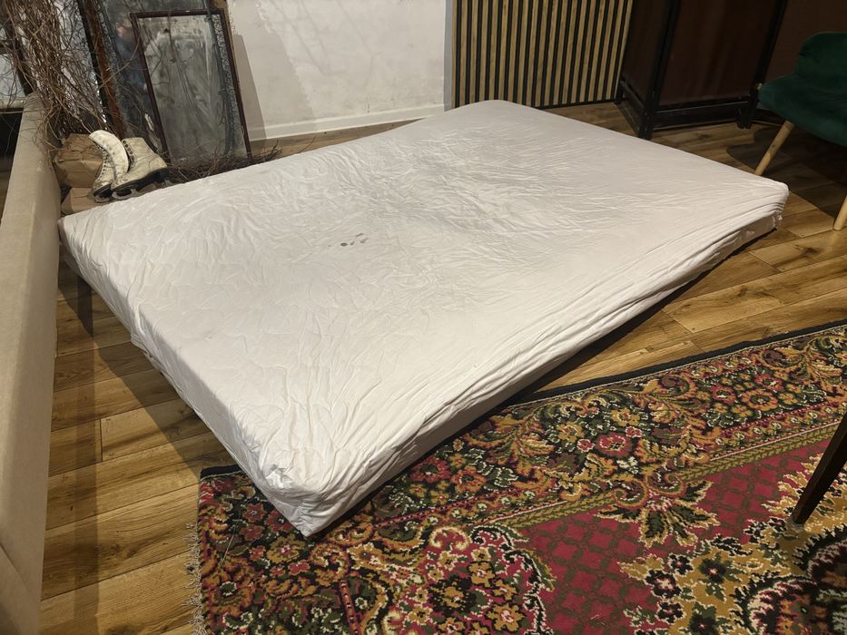 Materac używany 140x200