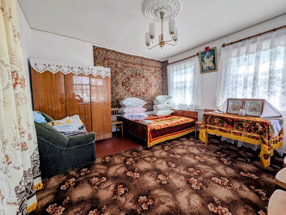 Продається затишний будинок