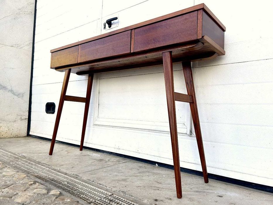 Consola olaio vintage + 119comp x 28,5prof x 77alt.